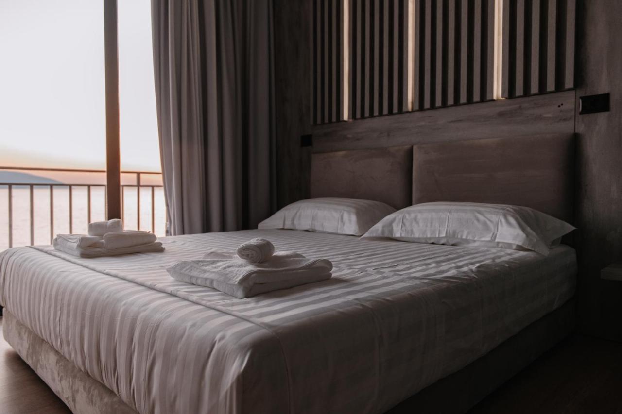 Inn Hotel Vlorë Εξωτερικό φωτογραφία